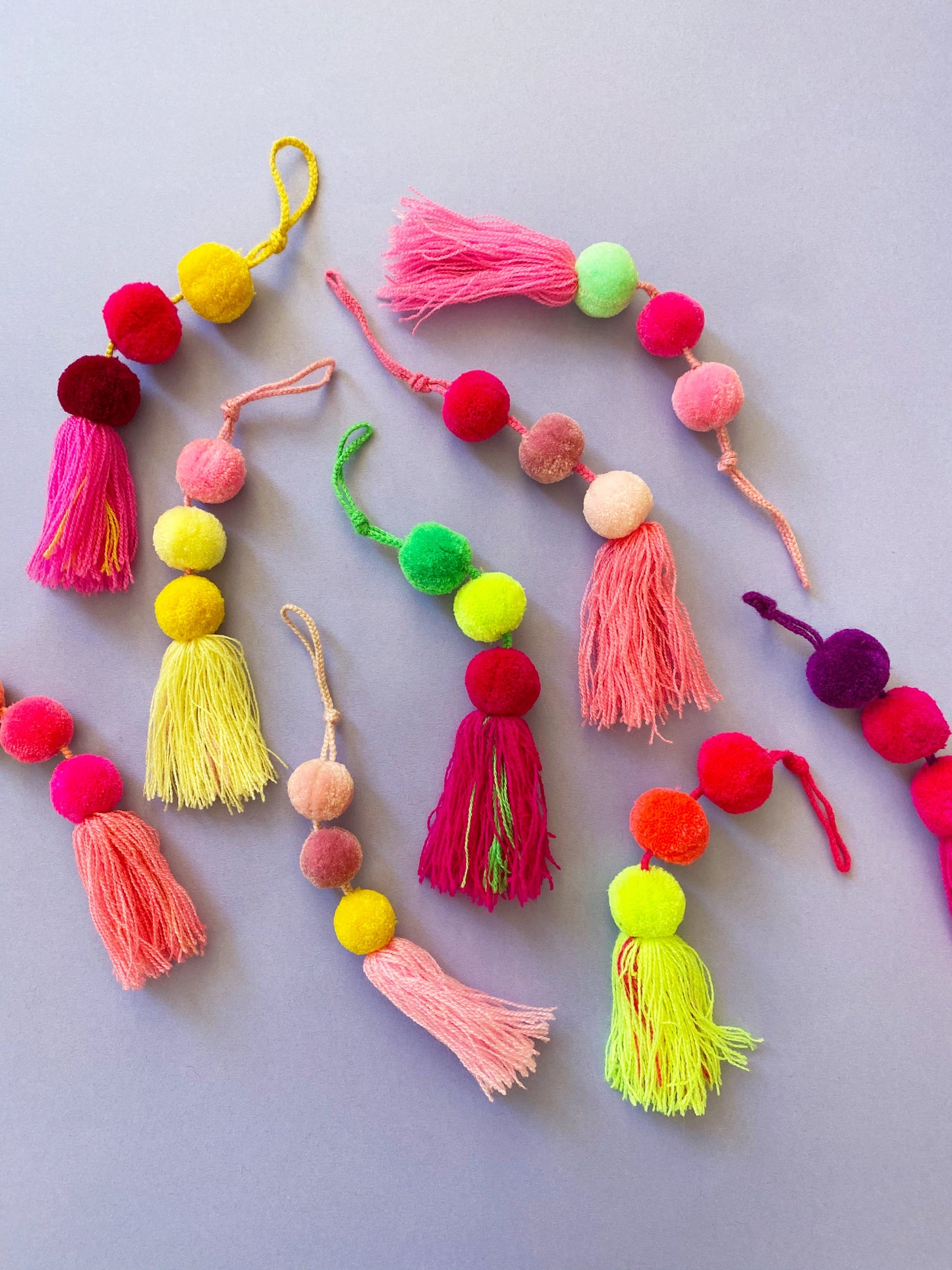 Pom pom tassel - bright colors