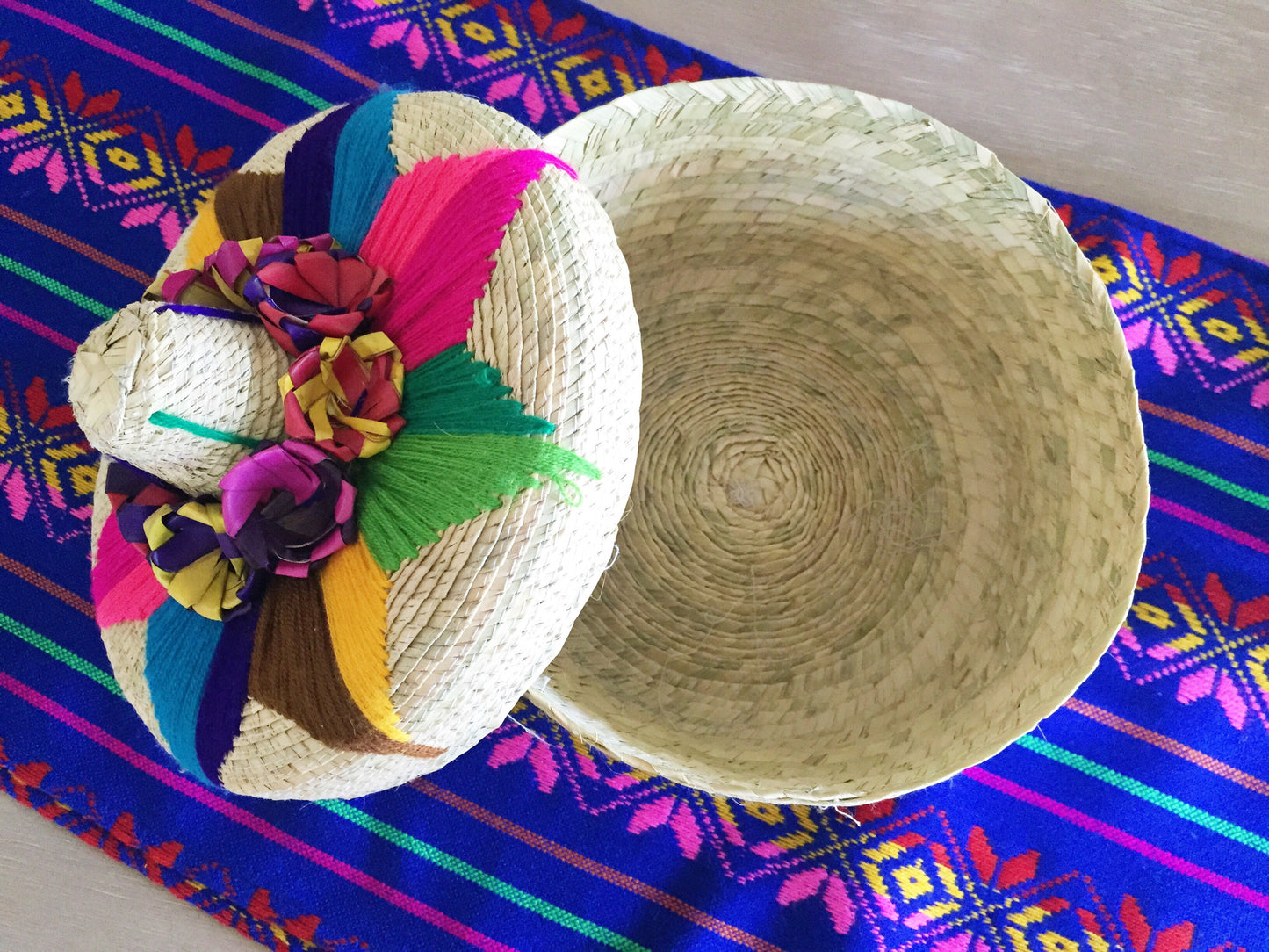 Woven decorative Baskets, Set of 2 - MesaChic - 5