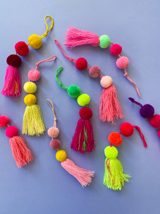 Pom pom tassel - bright colors