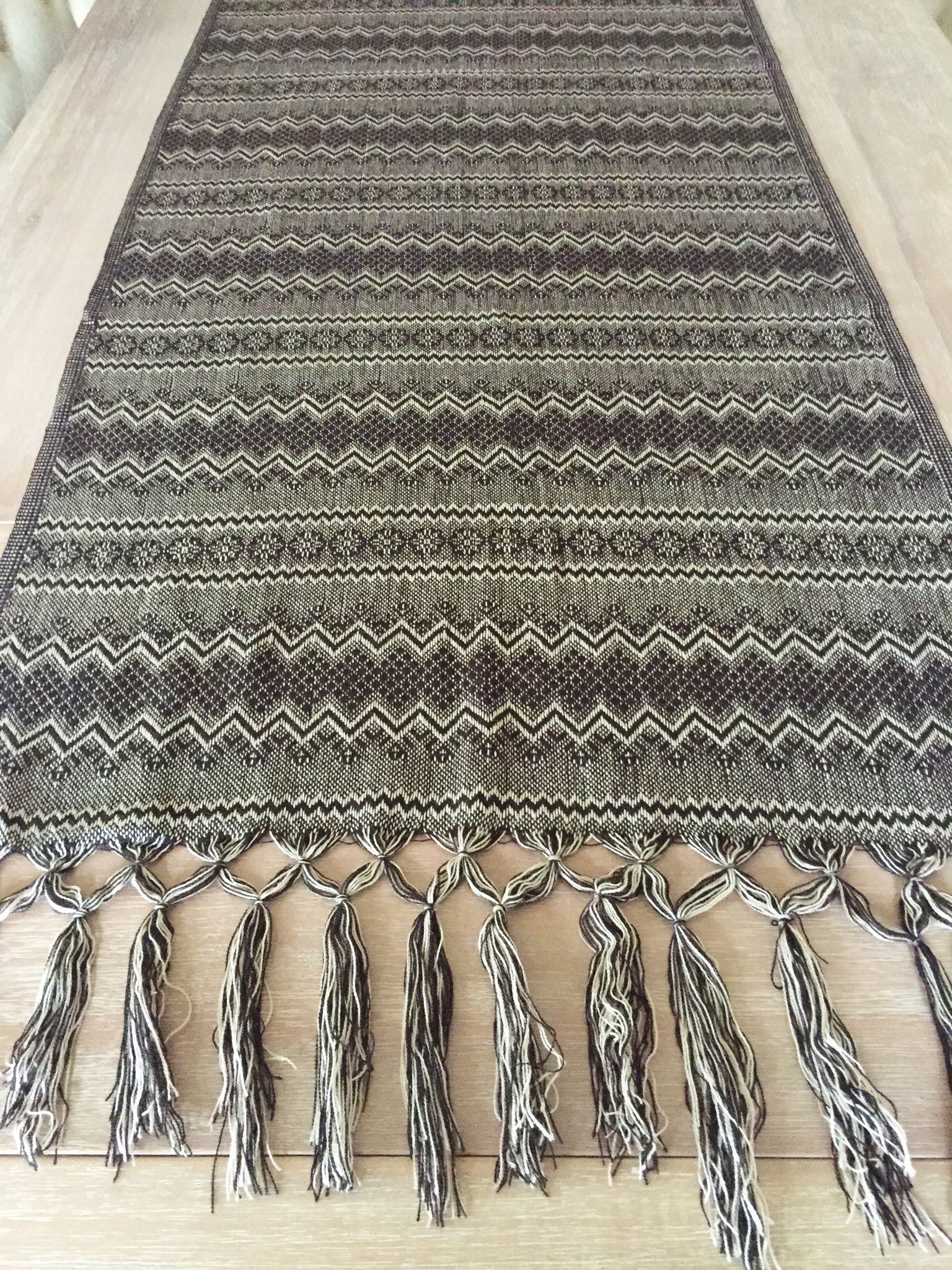 Handwoven mexican online blanket